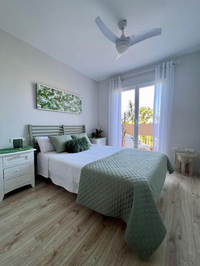 Suite Bonalba Alicante Exterior photo